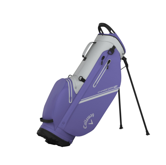 Callaway Chase Dry Standbag 2026 - Silver/Purple i gruppen Golfbagar / B�rbagar hos Tee Two Green AB (A00497_Q1062)