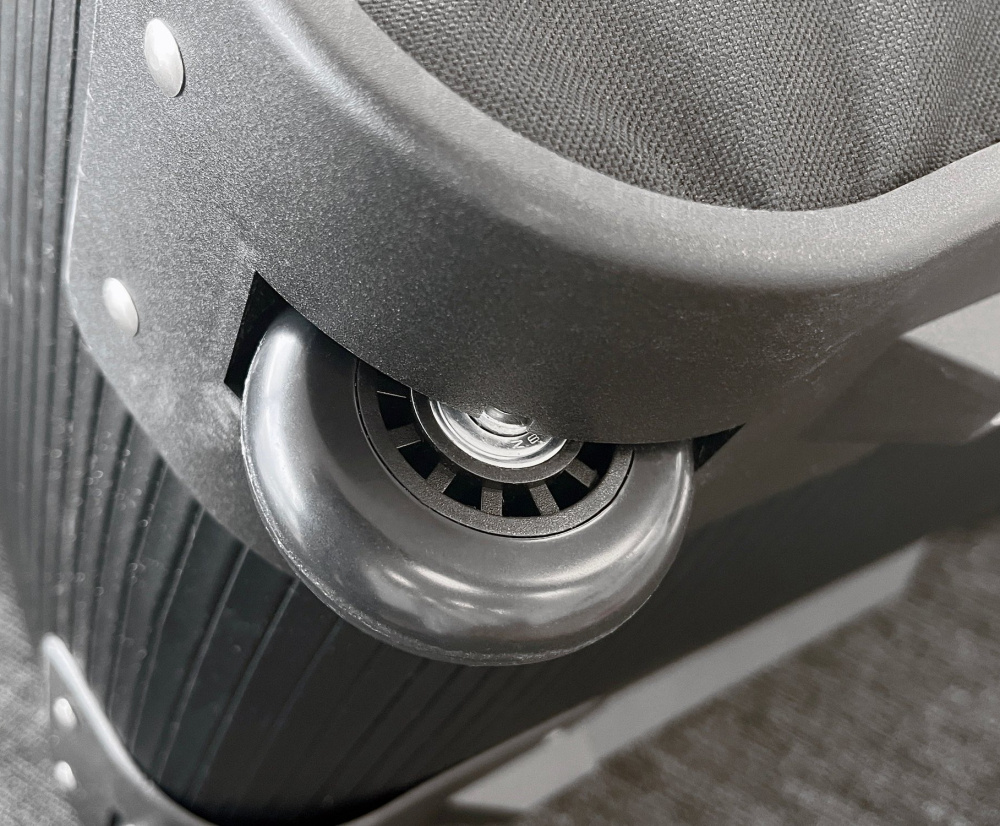 Golfgear Travelcover with Wheels - Black